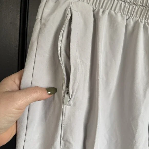 Apana Women's Light Gray Active 7/8 Length Pull-On Athleisure Pants Size Large - Picture 4 of 9